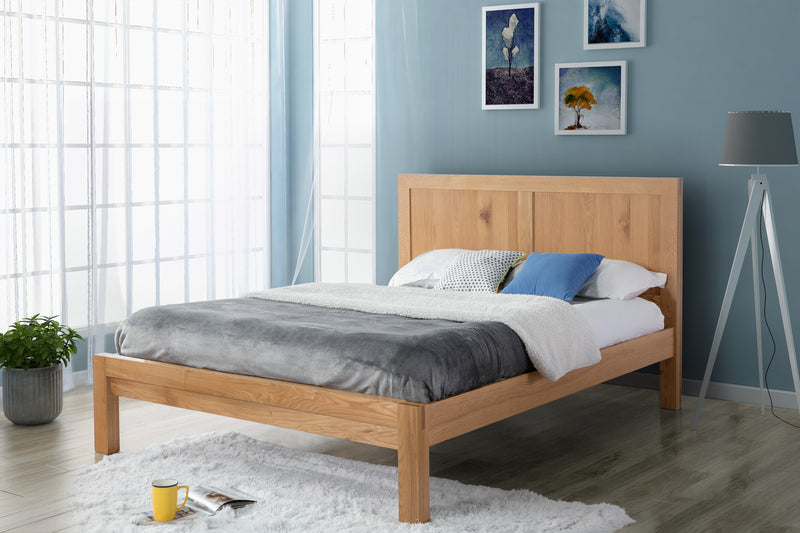 Sleek and Stylish Bellevue Solid Oak Detailed Headboard Wooden Bed Frame 4FT6 & 5FT
